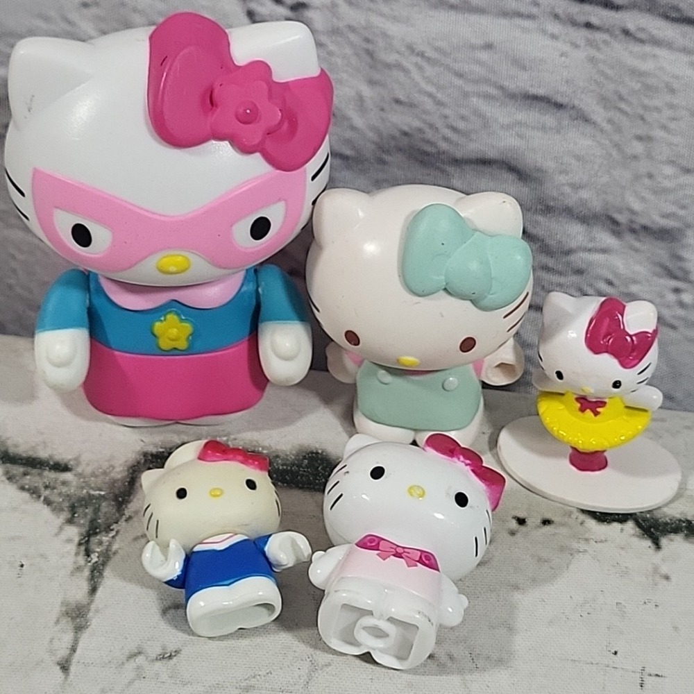 Hello Kitty Figures Assorted Sizes Lot‎ Of 5 Sanrio Japan